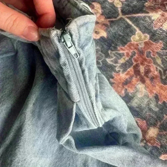 Trendy Pleated Denim Mini Skirt Size M Y2K 90s Indie Streetwear Jean Skater - Picture 4 of 5